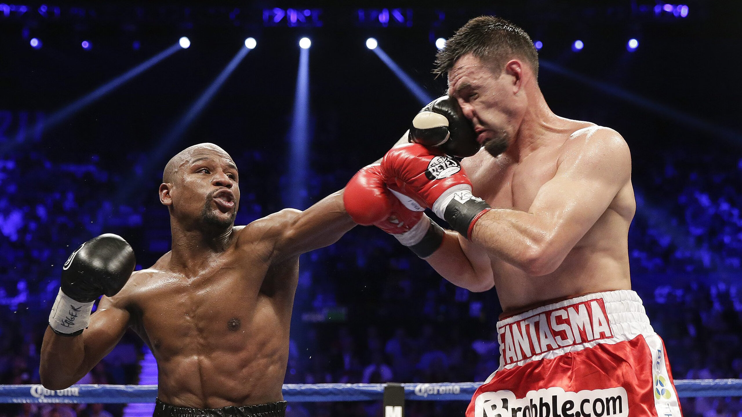 克罗地亚骑手吉塔·日特科维奇荣获2024年最佳障碍赛骑手奖，表彰其卓越表现。